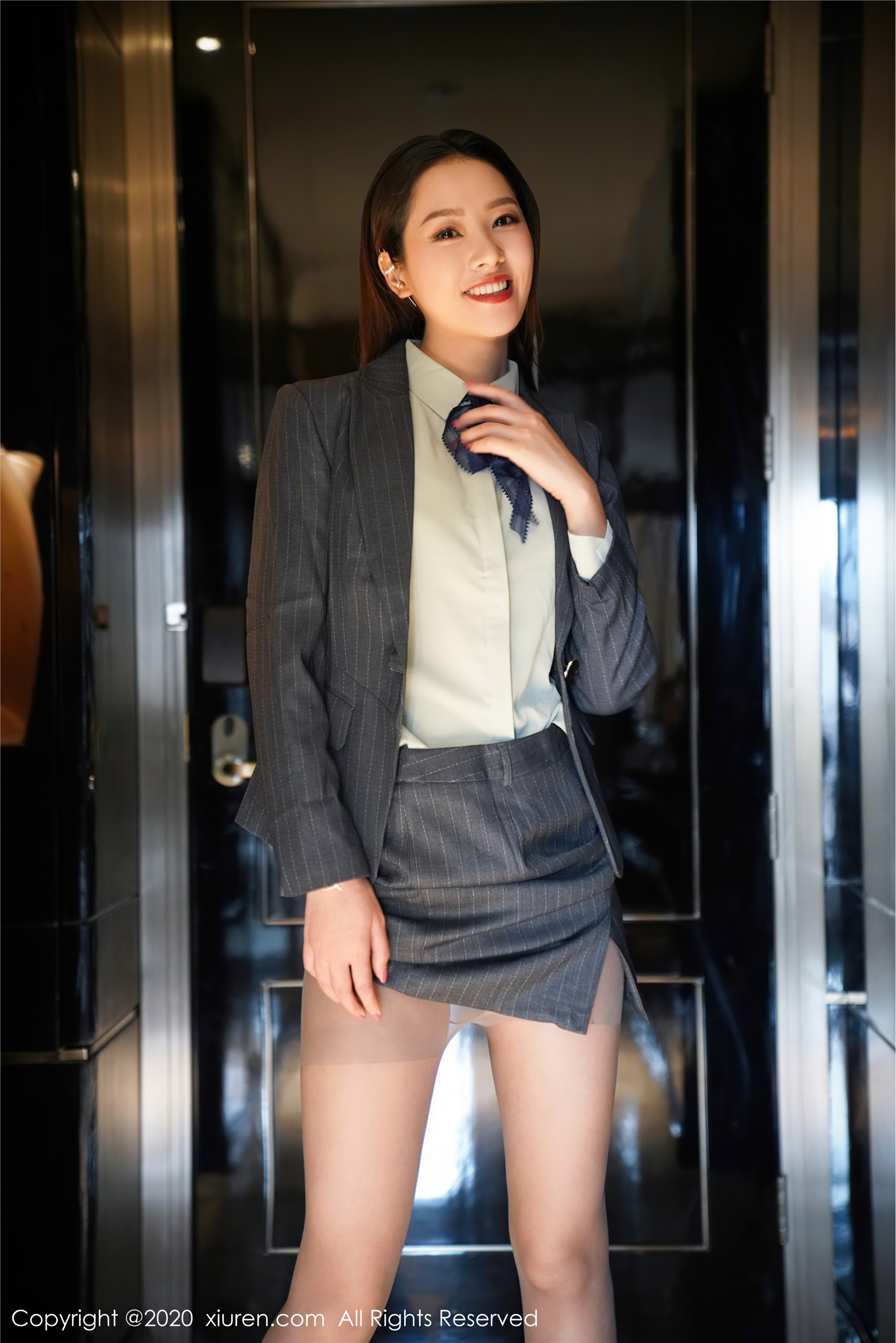 秀人网美媛馆 2020-09-21 Vol.2579 方子萱